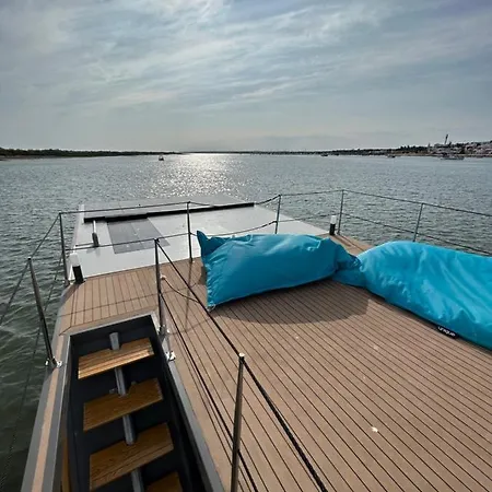 Casa Barco Miamar * El Rompido