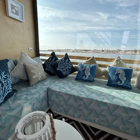 Hotel en barco Casa Barco Miamar